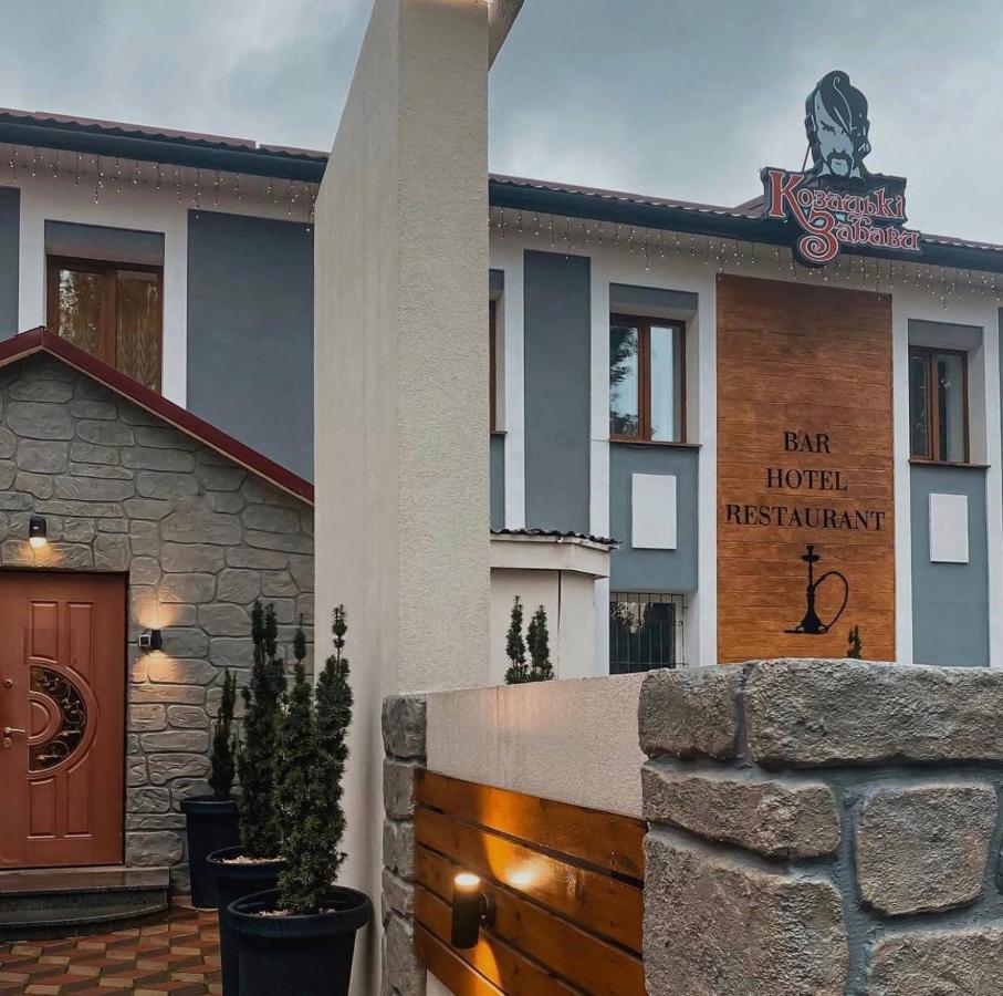 Козацькі Забави รีฟเน ภายนอก รูปภาพ